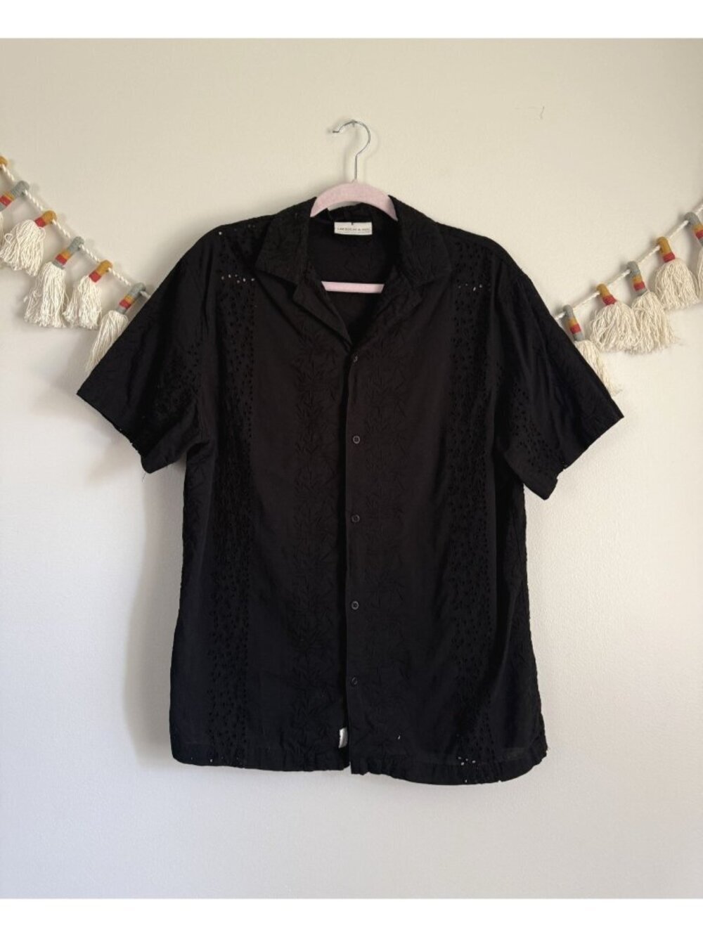Larsson & Co Mens Embroidered Eyelet Button Up Camp Shirt Resortwear Beach L